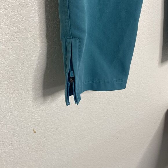 FIGS Technical Collection Women’s Scrub Pants Size M - Picture 3 of 8